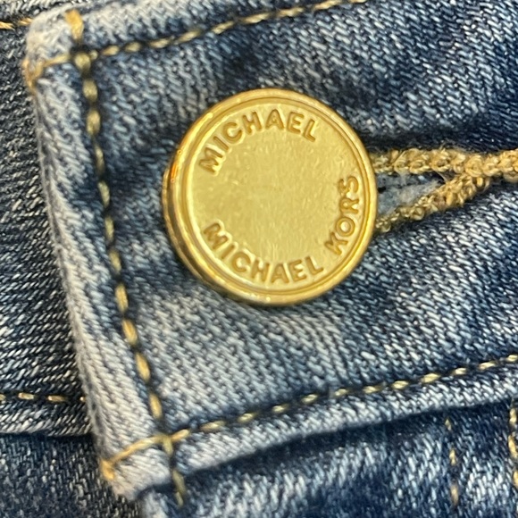 Michael Kors Izzy Skinny Jeans - Picture 5 of 9